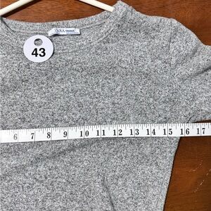 #43 Zara Heather Gray Knit Top //ptp16